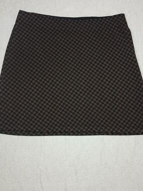 Athleta Brown and Black Houndstooth Mini Skirt